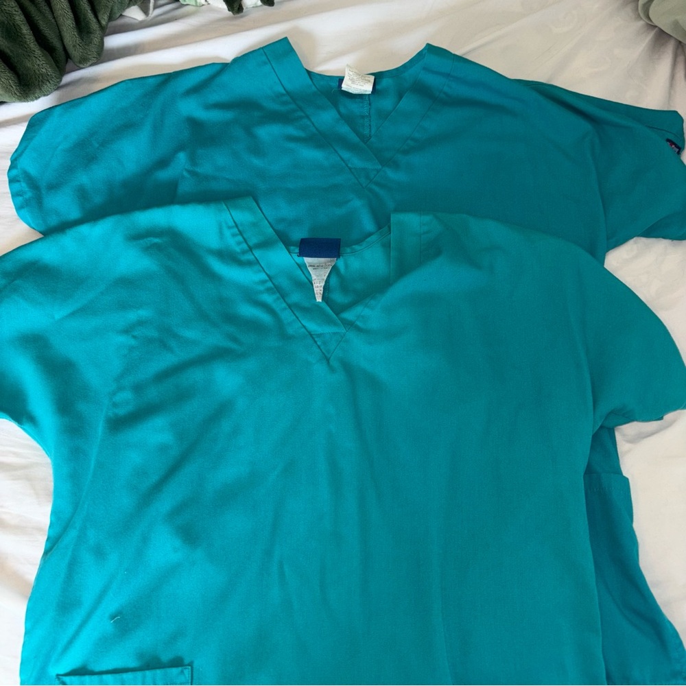 Cherokee Workwear Teal V-Neck 2 tops